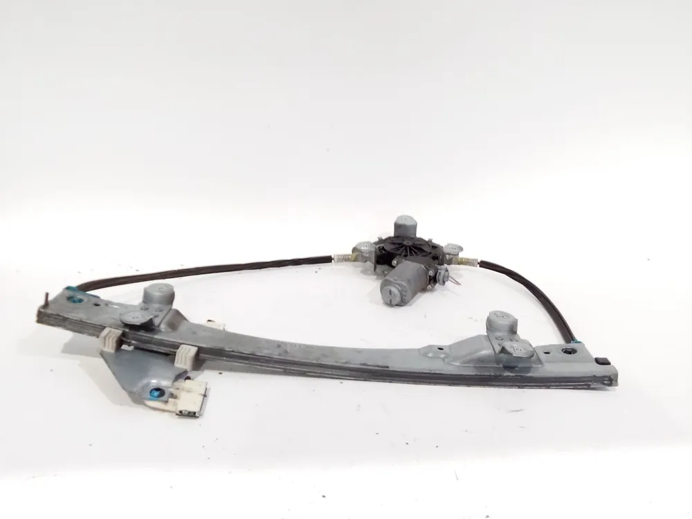 ELEVALUNAS DELANTERO DERECHO RENAULT TWINGO II (CN0_) 1.2 (CN0D) - 8200384741 Oferta