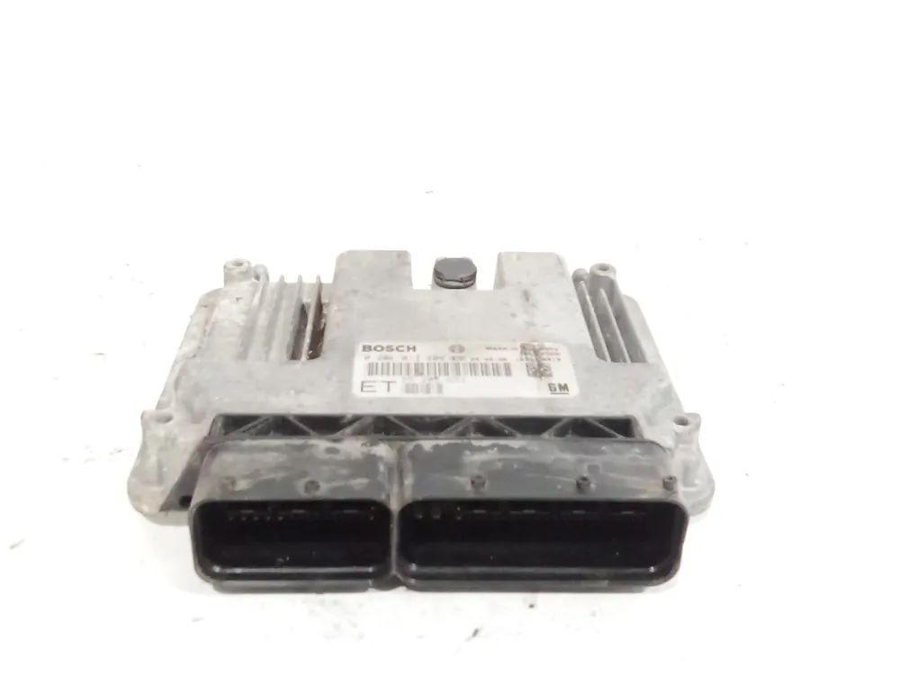 CENTRALITA MOTOR UCE OPEL VECTRA C GTS (Z02) 1.9 CDTI (F68) - 0284013408 Ordenar Ahora Mismo