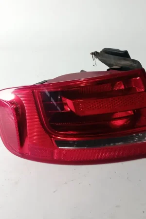 Envío Exprés PILOTO TRASERO IZQUIERDO EXTERIOR AUDI A4 B8 (8K2) 2.7 TDI - 8K9945095B