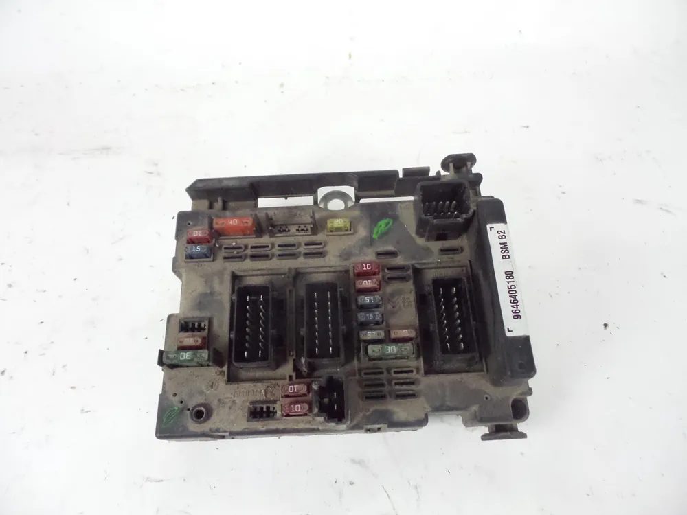 CAJA RELES / FUSIBLES PEUGEOT C4 BERLINA C5 PEUGEOT 307 - 9646405180 Promoción Exclusiva