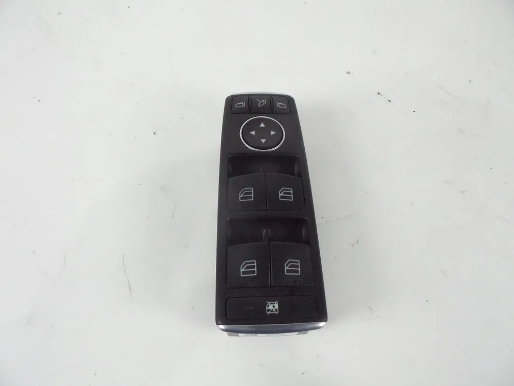 MANDO ELEVALUNAS DELANTERO IZQUIERDO MERCEDES-BENZ CLASE E C207 - A2049055402 Lujoso