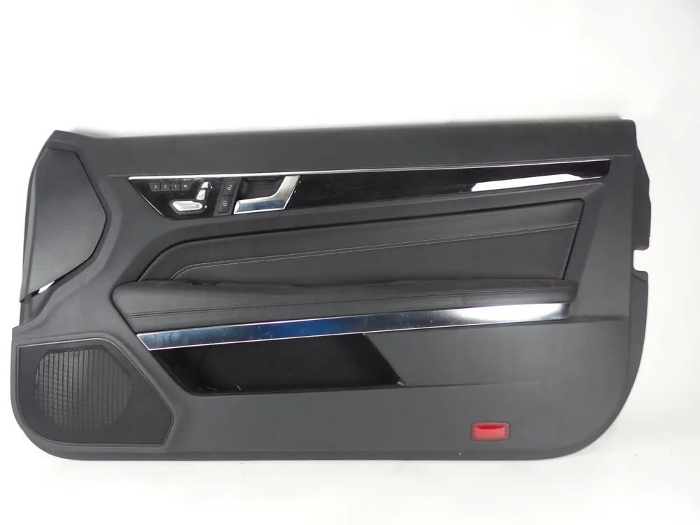 Exclusivo GUARNECIDO PUERTA DELANTERA DERECHA MERCEDES-BENZ CLASE E C207 - A2077201095