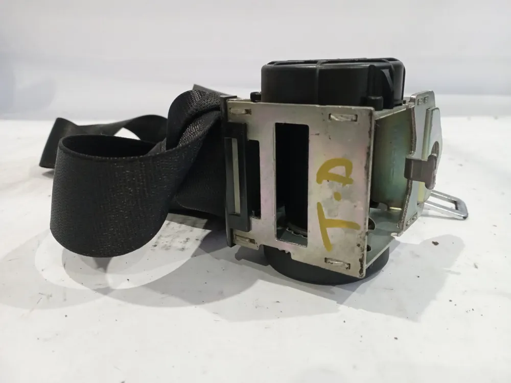 Hecho A Mano CINTURON SEGURIDAD TRASERO DERECHO BMW 1 (E81) 116 D - 607051100C