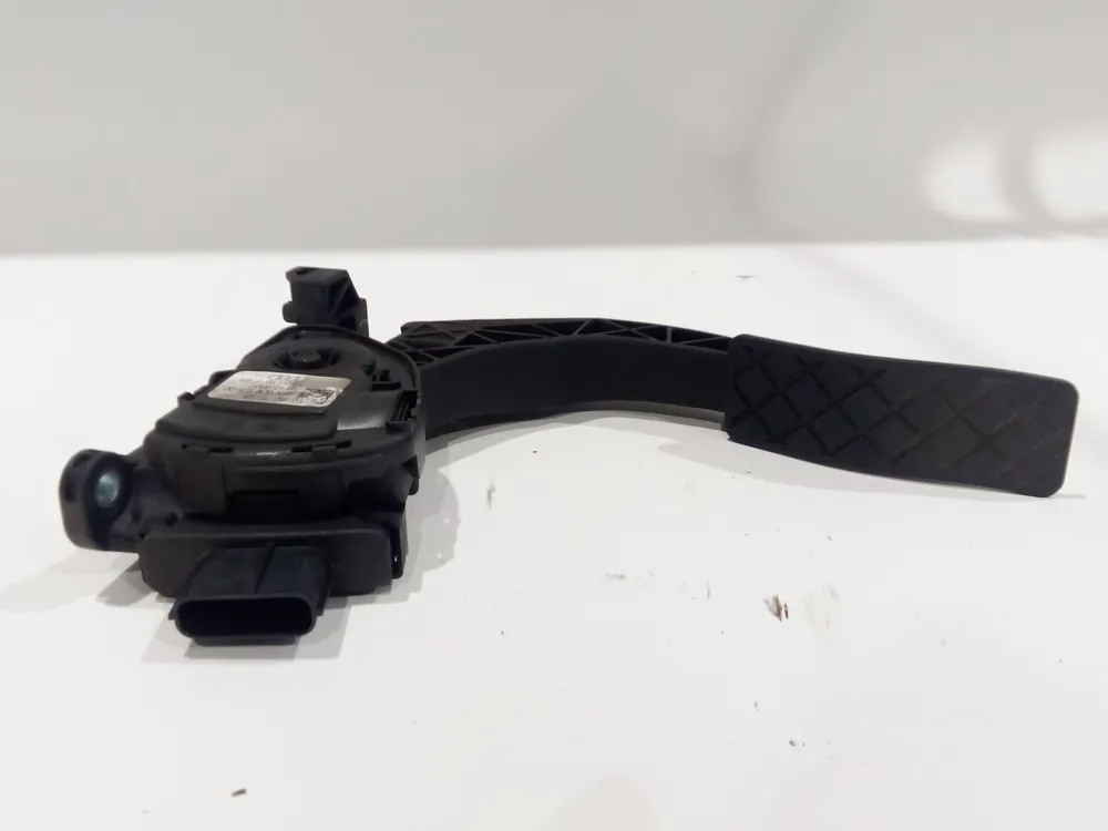 De Moda POTENCIOMETRO PEDAL AUDI A6 C6 (4F2) 2.0 TDI - 8K1721523