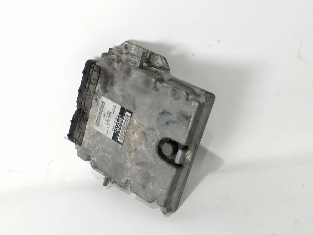 CENTRALITA MOTOR UCE RENAULT ESPACE IV (JK0/1_) 3.0 DCI (JK0J JK0V) - 8200453261 Mejor Calidad
