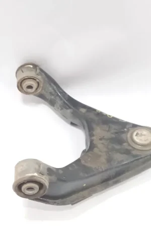 BRAZO SUSPENSION SUPERIOR DELANTERO DERECHO MITSUBISHI L200 / TRITON (KJ_ KK_ KL_) 2.4 DI-D (KJ0T) - 4010A148 Stock Limitado