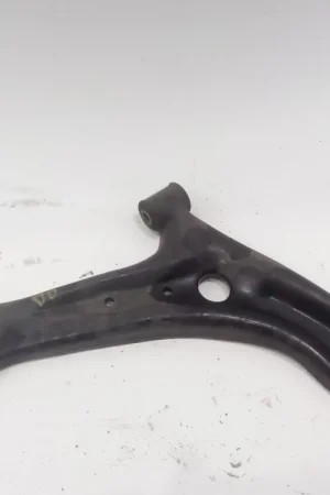 BRAZO SUSPENSION INFERIOR DELANTERO DERECHO FORD FIESTA VI (CB1 CCN) 1.25 - 8V513042BH Mayoreo