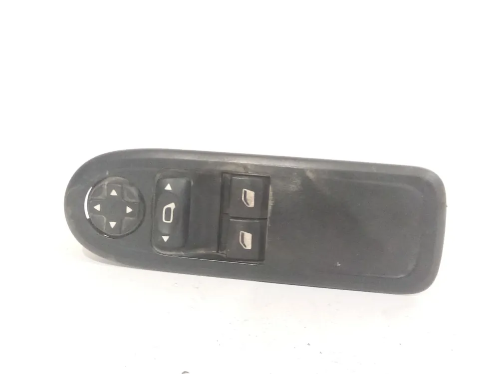 BOTON ELEVALUNAS IZQUIERDO CITROËN C3 II (SC_) 1.4 HDI 70 (SC8HZC SC8HR0 SC8HP4) - 6490CF Precio Económico
