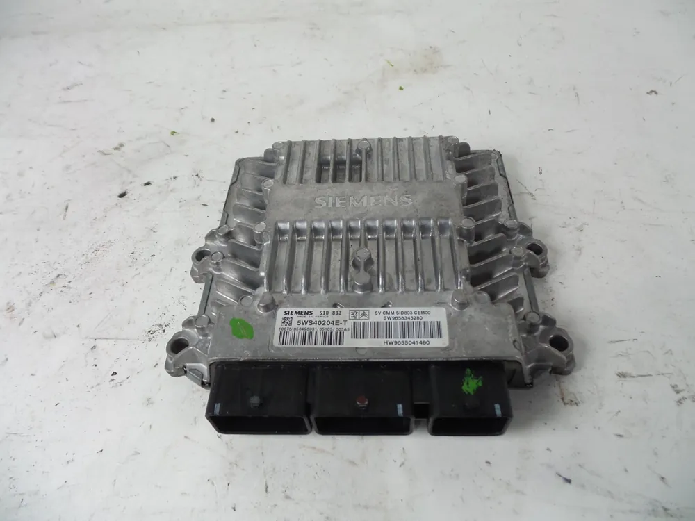 CENTRALITA MOTOR UCE PEUGEOT 407 SW - HW9655041480 5WS40204E-T Última Versión
