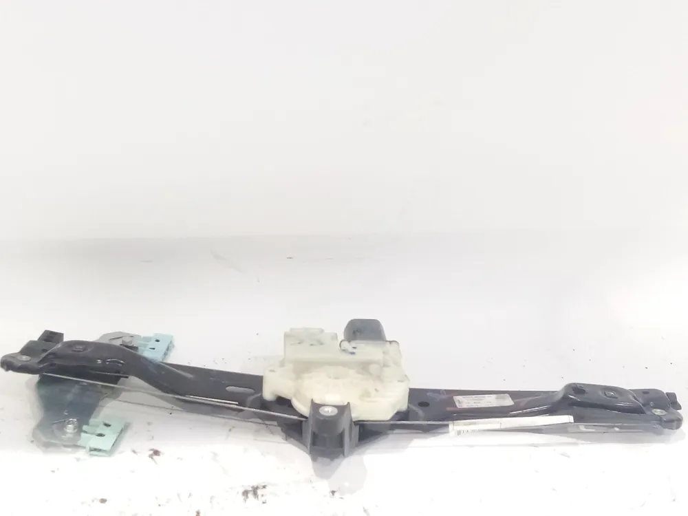 ELEVALUNAS DELANTERO IZQUIERDO AL DE - 807014ea0a03 Nissan Qashqai 2015 Tendencia