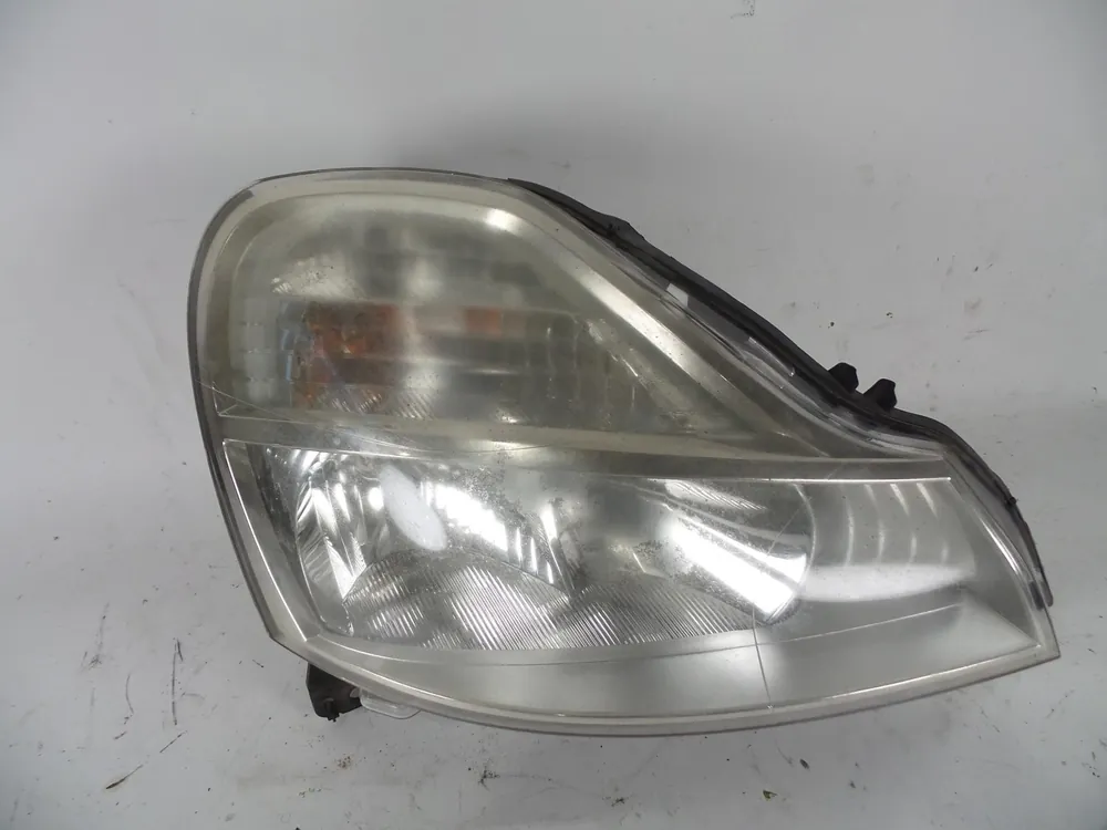 FARO DERECHO RENAULT MODUS / GRAND MODUS (F/JP0_) 1.2 (JP0C JP0K FP0C FP0K FP0P JP0P JP0T) - 8200658377 Edición Limitada