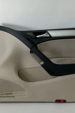 Últimas Unidades GUARNECIDO PUERTA DELANTERA DERECHA VOLKSWAGEN GOLF VI (5K1) 1.6 TDI