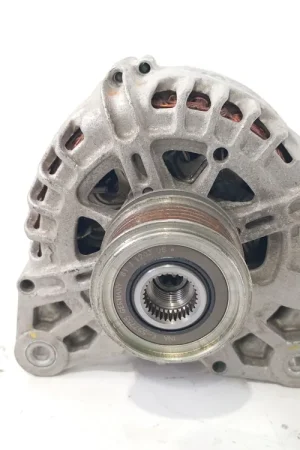 Directo De Fábrica ALTERNADOR AL DE - 231008017R Duster 1.5 dci k9k 106cv