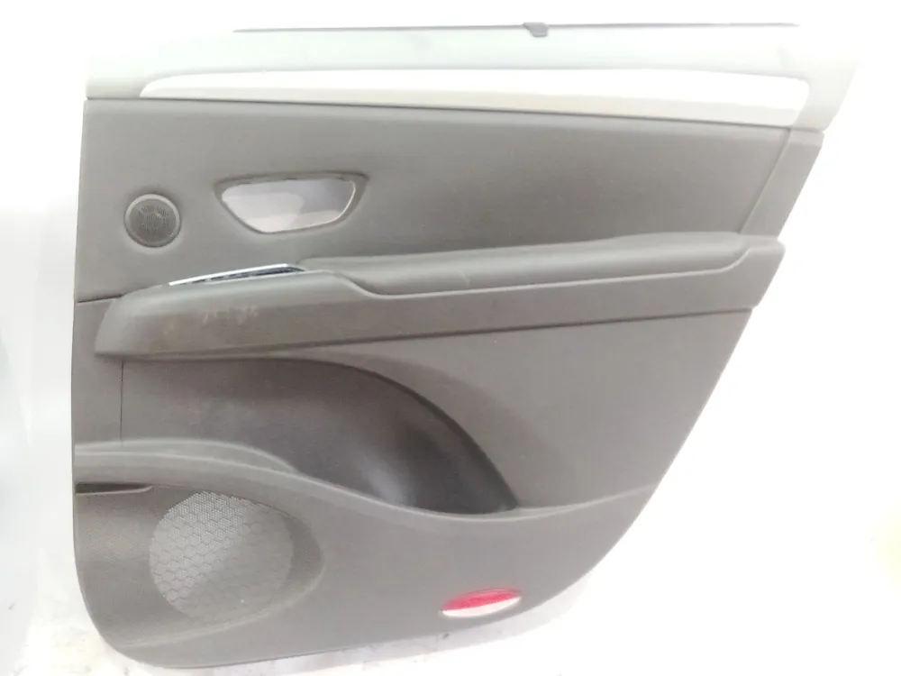 Certificado GUARNECIDO PUERTA TRASERA DERECHA RENAULT ESPACE V (JR_) 1.6 DCI 130 - 829009353r