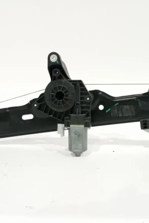 ELEVALUNAS DELANTERO DERECHO AL DE - 807004EA0B03 Nissan Qashqai 2015 Últimas Unidades