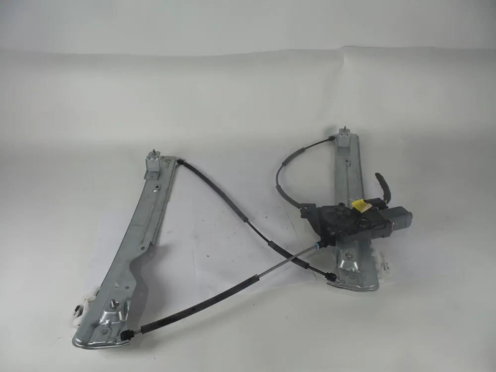 MANETA ELEVALUNAS DELANTERO DERECHO BEDFORD KUGA II Rebajas