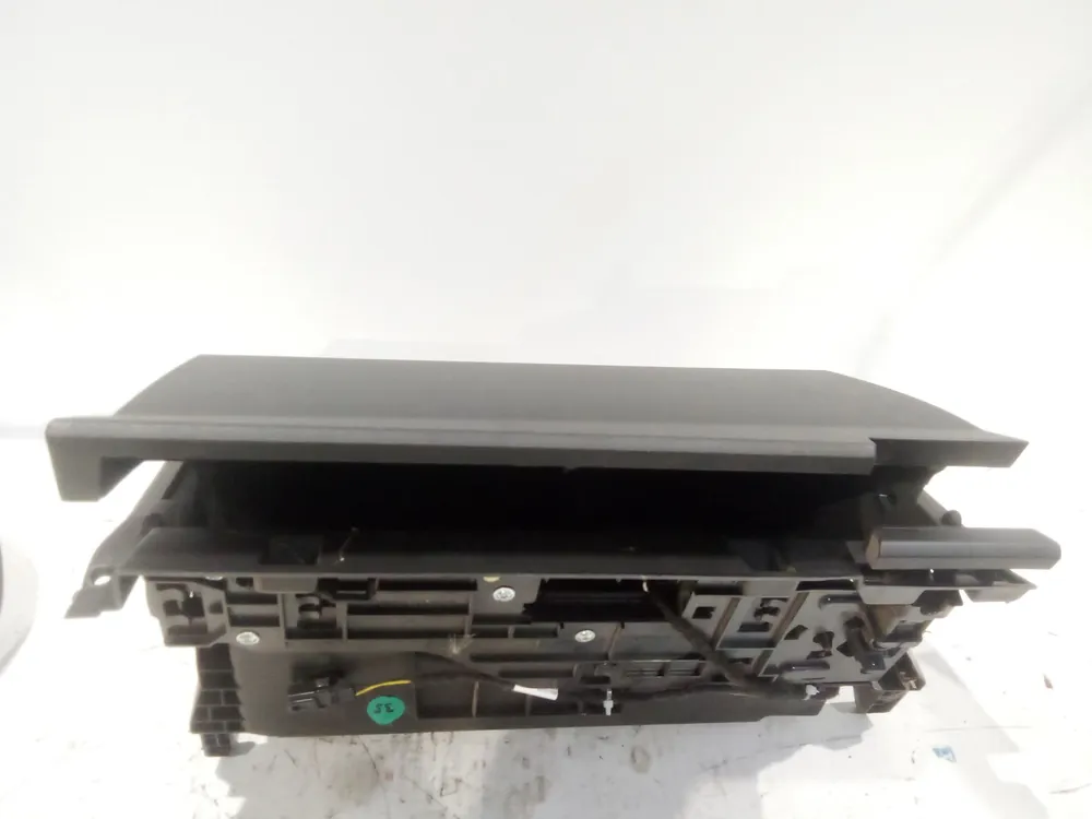 De Moda GUANTERA RENAULT AUSTRAL TCE 130 - 685003547r