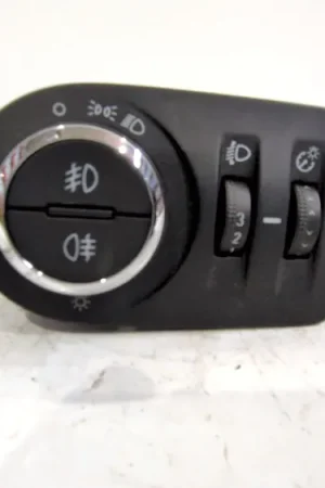 MANDO LUCES OPEL CORSA E (X15) 1.3 CDTI (08 68) - 13470445. . Económico