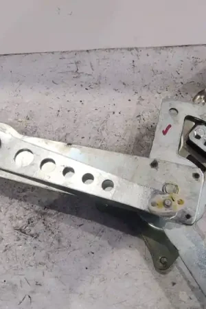Edición Limitada ELEVALUNAS DELANTERO DERECHO OPEL CORSA B - 106160315