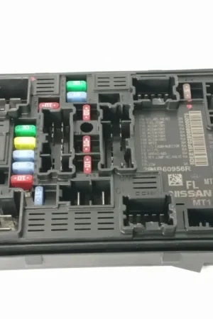 CAJA RELES / FUSIBLES RENAULT CAPTUR II (HF_) TCE 90 (HFM6) - 284B60956R Gran Oferta