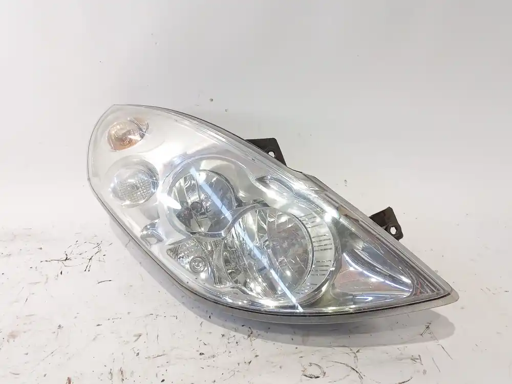 Entrega Rápida FARO DERECHO RENAULT MASTER III AUTOBÚS (JV) 2.3 DCI 145 FWD (JV0F JV0S JV0T) - 260606869R