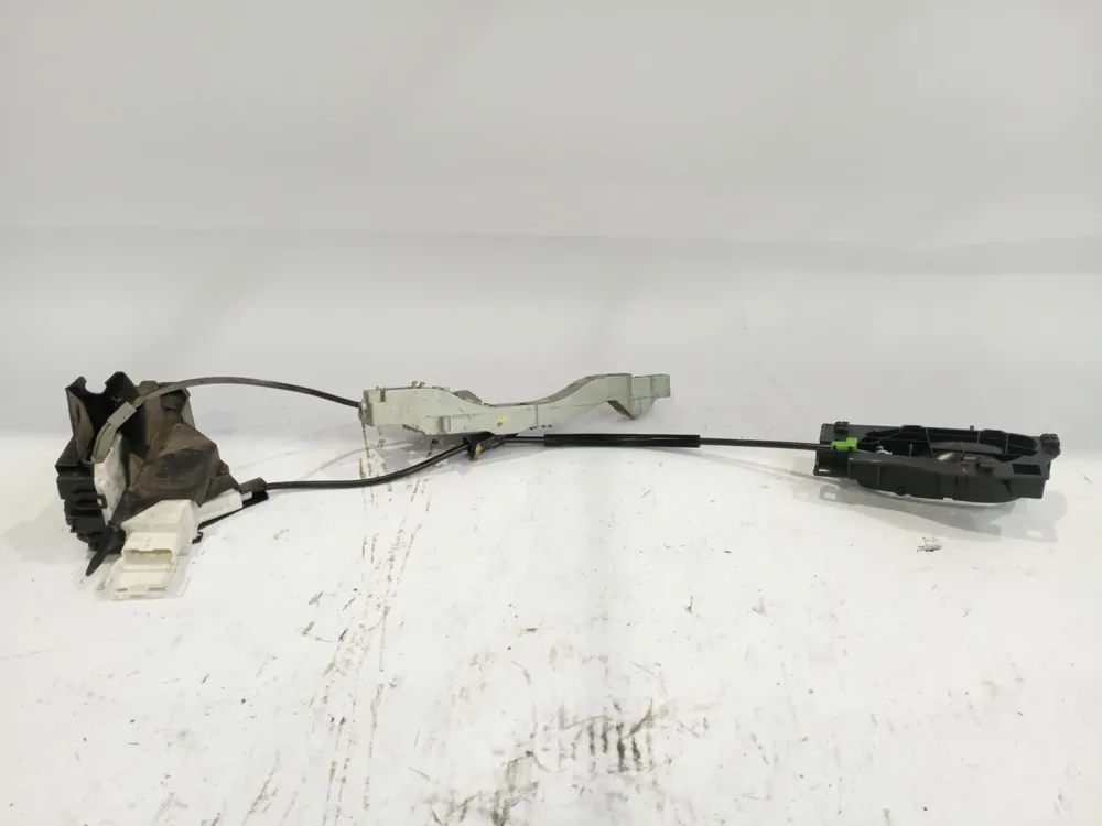 CERRADURA PUERTA DELANTERA DERECHA CITROËN C4 I (LC_) 1.6 HDI - 9686719780 Barato