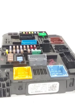 CAJA RELES / FUSIBLES PEUGEOT RIFTER 1.5 BLUEHDI 130 - 983288068000 Oferta Limitada