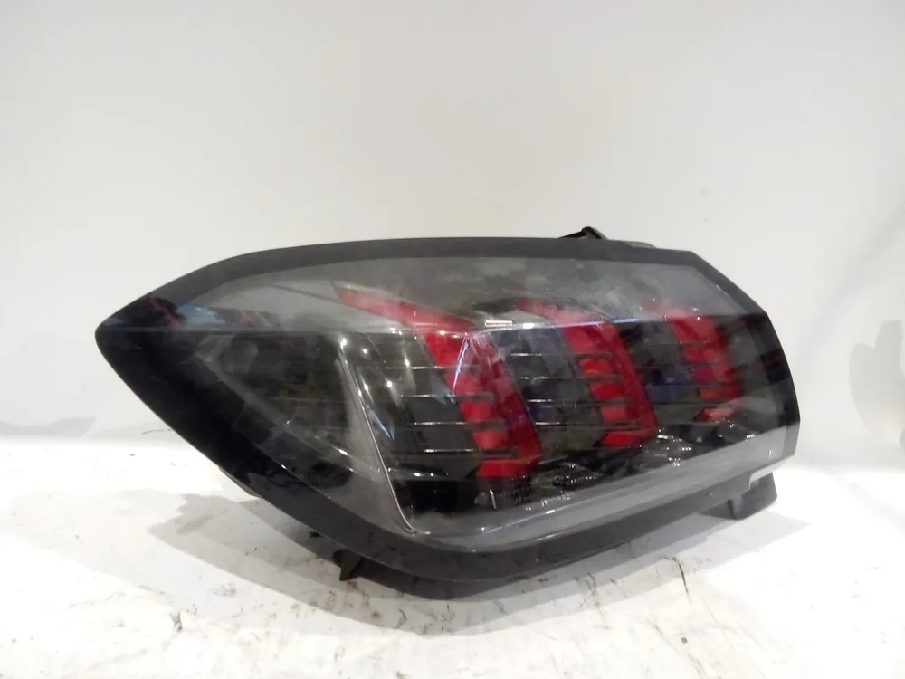 Mejor Calidad PILOTO TRASERO IZQUIERDO PEUGEOT 208 II (UB_ UP_ UW_ UJ_) 1.2 PURETECH 100 - 9823216880