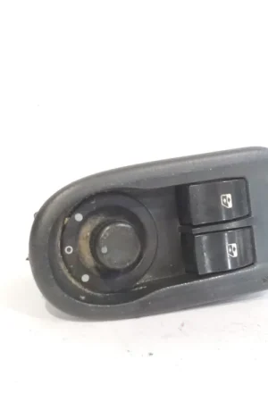 BOTON RETROVISORES RENAULT MASTER III AUTOBÚS (JV) 2.3 DCI 145 FWD (JV0F JV0S JV0T) - 8200476806 Mejor Calidad