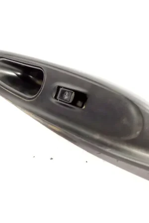 BOTON ELEVALUNAS DERECHO HYUNDAI H-1 FURGONETA (A1) 2.5 CRDI - 935804A000 Últimas Unidades