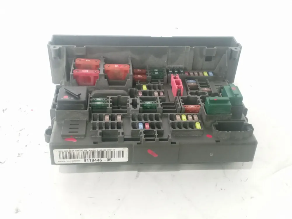 CAJA RELES / FUSIBLES BMW X1 (E84) SDRIVE 18 D - 911944605 Precio Bajo