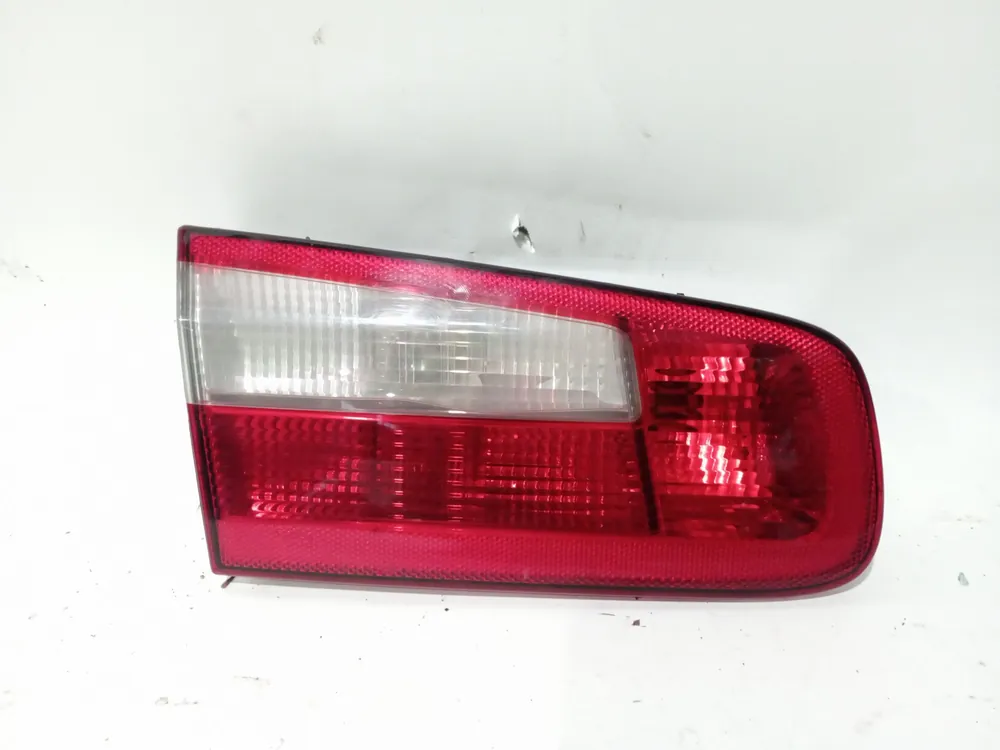 Tendencia PILOTO TRASERO IZQUIERDO INTERIOR RENAULT LAGUNA II (BG0/1_) 2.2 DCI (BG0F) - 8200002475