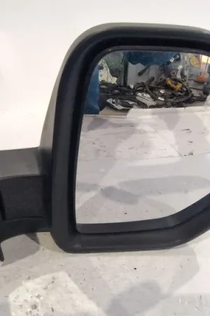 Descuento RETROVISOR DERECHO ELECTRICO PEUGEOT BERLINGO II PARTNER I Y II - 96813748XT