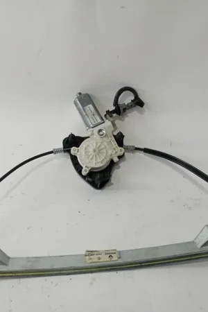 Directo De Fábrica ELEVALUNAS DELANTERO IZQUIERDO RENAULT CLIO II (BB_ CB_) 1.9 DTI (B/CB0U) - 7701207255