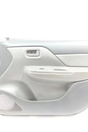 GUARNECIDO PUERTA DELANTERA DERECHA MITSUBISHI L200 / TRITON (KJ_ KK_ KL_) 2.4 DI-D (KJ0T) - 7221C482XA Lujoso