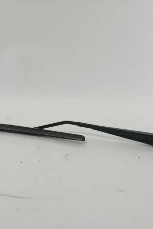 BRAZO LIMPIA DELANTERO DERECHO MITSUBISHI L200 / TRITON (KJ_ KK_ KL_) 2.4 DI-D (KJ0T) - 8250A774 Envío Gratis
