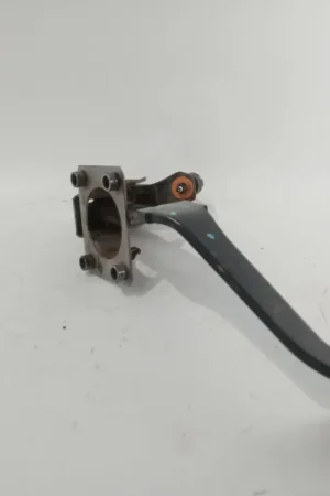 Auténtico PEDAL FRENO MITSUBISHI L200 / TRITON (KJ_ KK_ KL_) 2.4 DI-D (KJ0T) - 4620A323