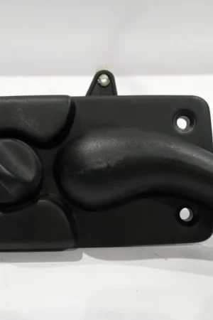 CERRADURA PUERTA TRASERA DERECHA RENAULT MASTER II FURGONETA (FD) 2.5 DCI 120 - C2211AQ Última Oportunidad