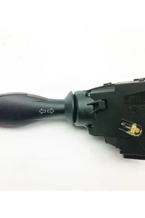 Favorito De Clientes MANDO INTERMITENTES 8A6T13335BC