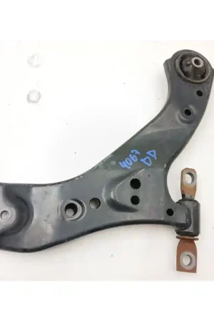 BRAZO SUSPENSION INFERIOR DELANTERO DERECHO 4806842070 Mejor Calidad