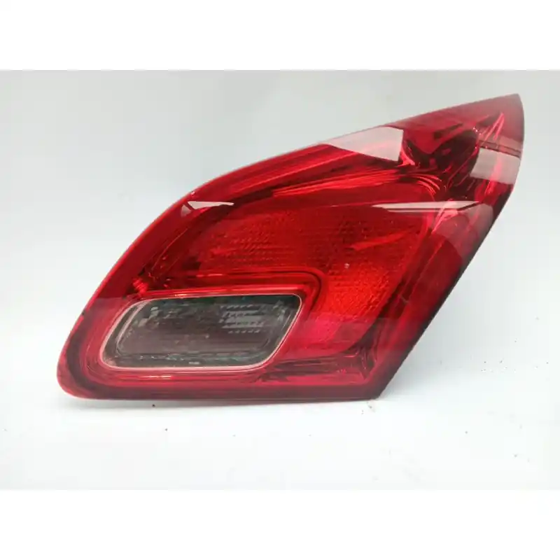 PILOTO TRASERO DERECHO INTERIOR 13263204 Venta Final