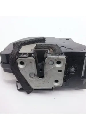 CERRADURA PUERTA DELANTERA IZQUIERDA 805011929R Tendencia