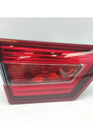 Ordena Ya PILOTO TRASERO IZQUIERDO INTERIOR 265552424R