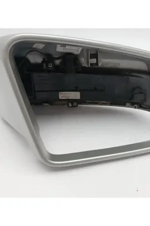 Tendencia CARCASA RETROVISOR DERECHO A2129067301