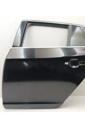 PUERTA TRASERA IZQUIERDA 32228972 Auténtico