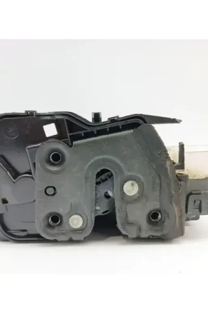 CERRADURA PUERTA DELANTERA IZQUIERDA 805039414R Envío Gratis