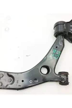 Máxima Calidad BRAZO SUSPENSION INFERIOR DELANTERO DERECHO AV613A262DA