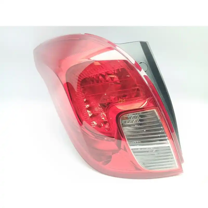 PILOTO TRASERO IZQUIERDO 42558888 Imprescindible (Must-Have)