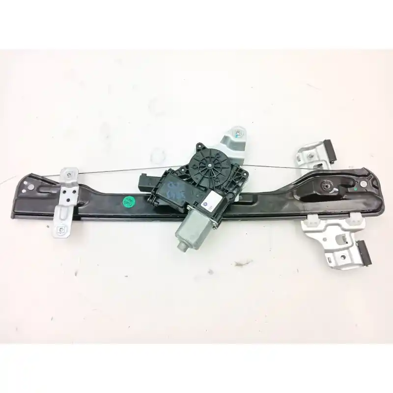 ELEVALUNAS DELANTERO DERECHO 42562197 98910SUV20 Alta Calidad