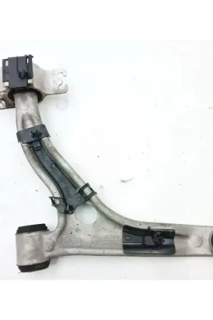 Bestseller BRAZO SUSPENSION INFERIOR DELANTERO IZQUIERDO A2463304700